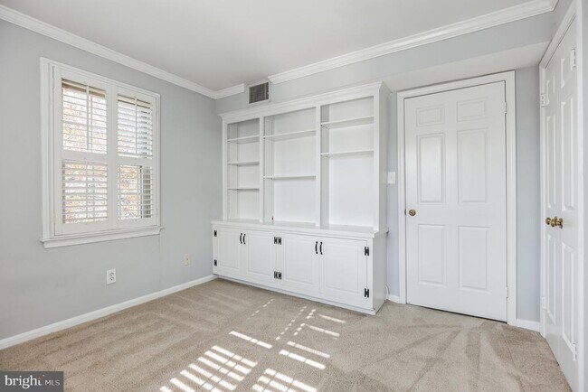 Building Photo - 513 Bashford Ln
