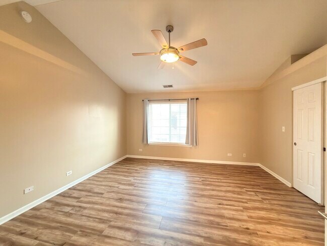 Building Photo - 2263 Daybreak Dr