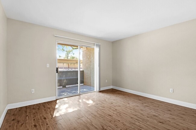 Building Photo - SE!!! Gated!! 1 Bedroom 1st Floor!! One Car Garage!!! Community Pool, Spa, Clubhouse!!! All tile ...