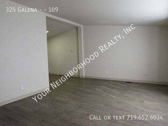 Building Photo - 325 Galena Ave
