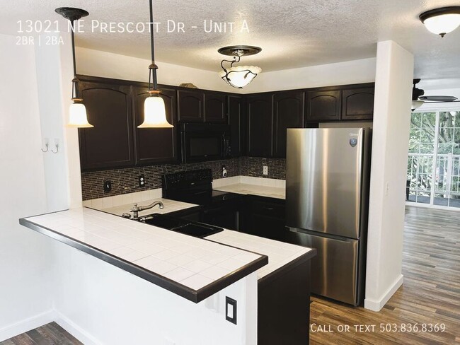 Building Photo - 13021 NE Prescott Dr