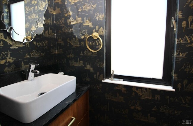 Building Photo - 19 Bayview Terrace