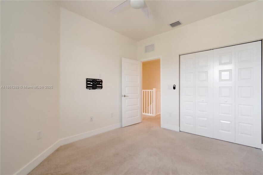 Building Photo - 15826 NW 91st Ct