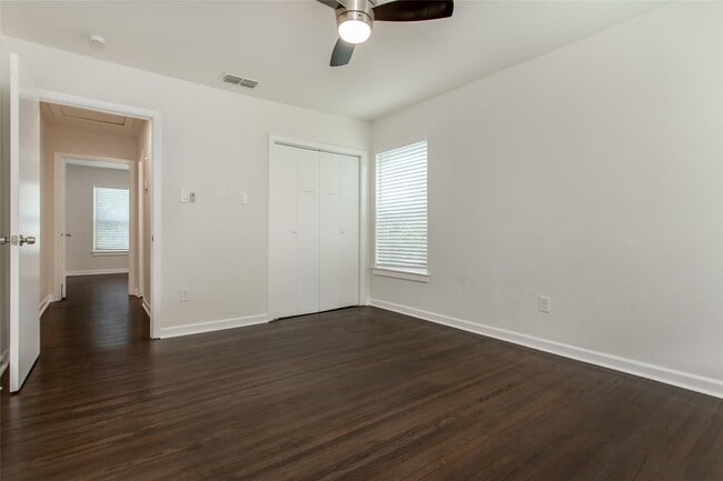 Building Photo - 3928 Valley Ridge Rd