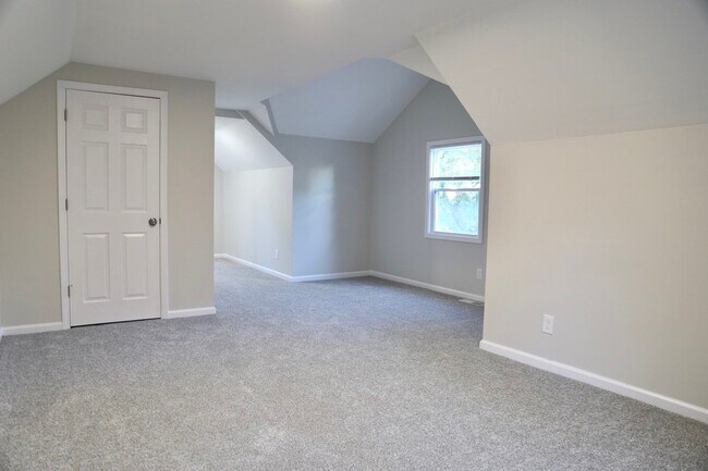 Building Photo - 4263 W Anderson Rd