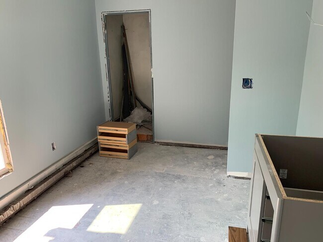 Building Photo - 420 Emmet St