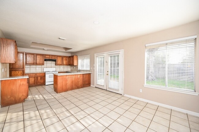 Building Photo - 1531 Grand Jct Dr