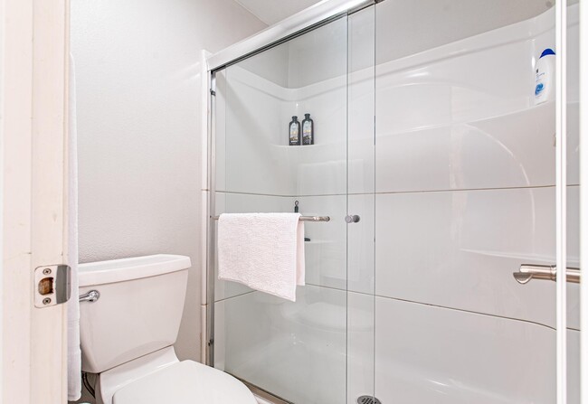 Personal care amenities are provided so you have everything you need the first morning - 24137 Del Monte Dr