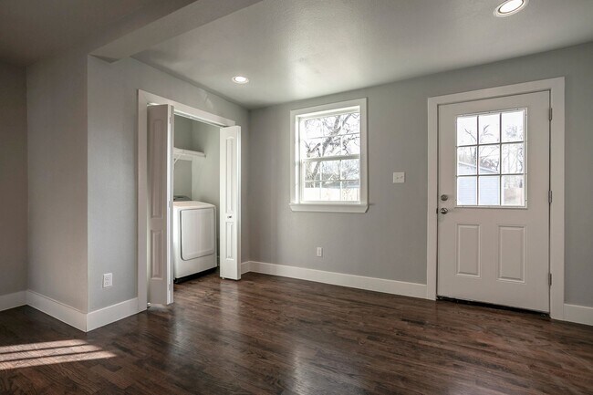 Building Photo - Must see this Renovated home located in Da...