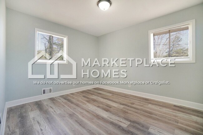 Building Photo - 4407 Kimball Rd SW