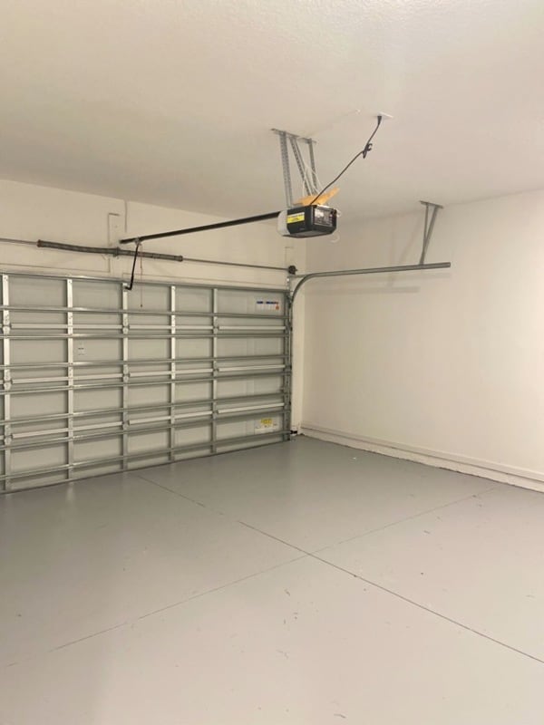 Building Photo - 9372 Tecumseh Dr