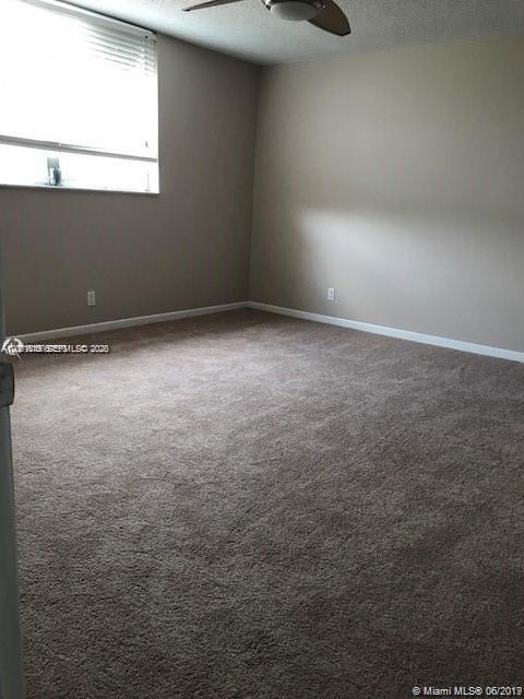 Building Photo - 406 NW 68th Ave