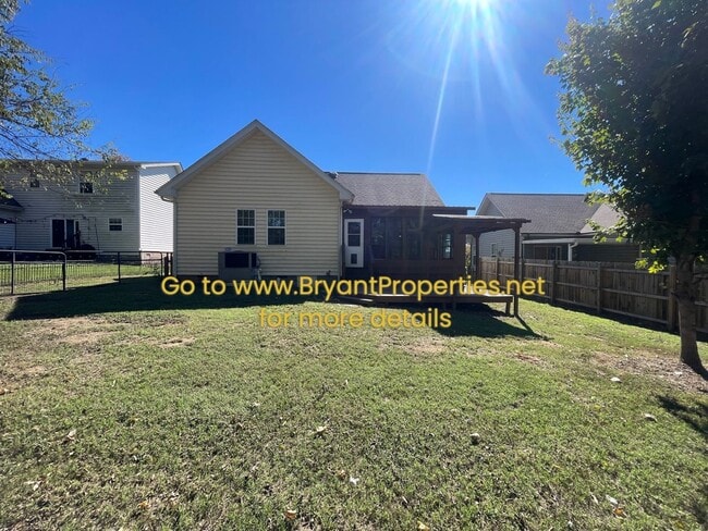 Building Photo - Gallatin - 3 Bedrooms 2 Baths