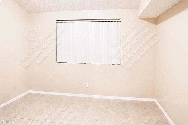 Building Photo - 1 br, 1 bath Condo - 9909 Westwood Dr 35 35