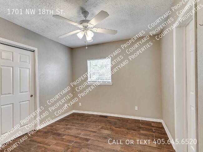 Building Photo - Beautiful 2 bed, 2 bath updated duplex in ...