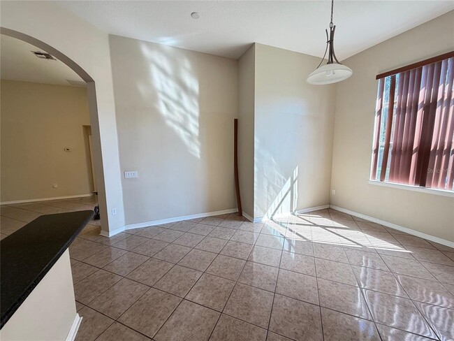 Building Photo - 2910 Bonita Cir