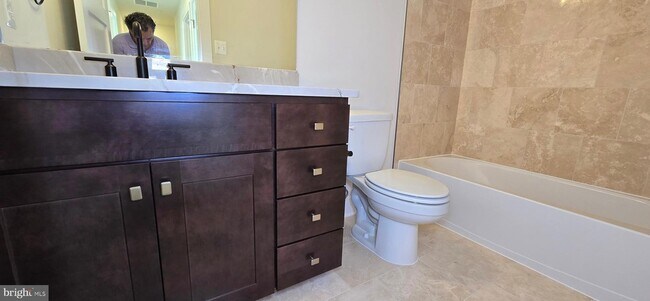 Building Photo - 7 Chapel Alley