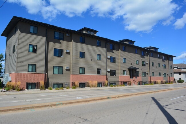 Primary Photo - 1241 La Crosse St