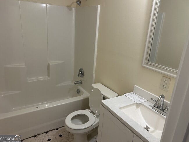 Building Photo - 207 Mt Moriah Rd