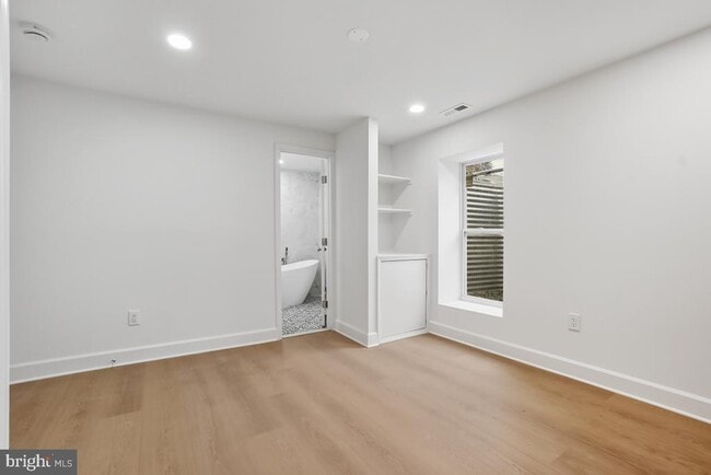 Building Photo - 8728 Old Courthouse Rd