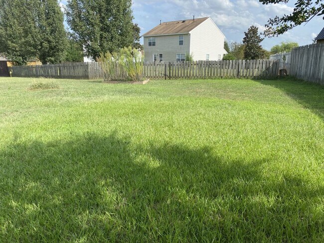 Building Photo - COMING SOON!!!  3 Bed Ranch in Monroe!