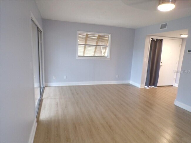 Building Photo - 110 Cypress Woods Ct
