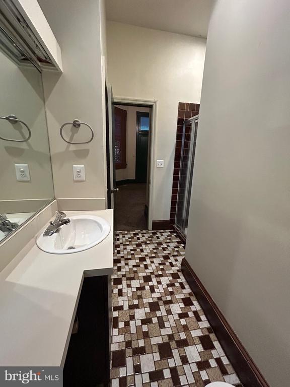 Building Photo - 2352 Eutaw Pl