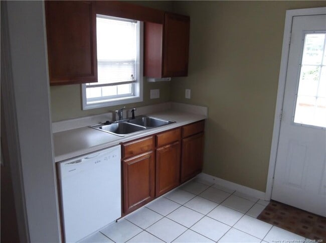 Building Photo - 231 Sharpsburg Rd