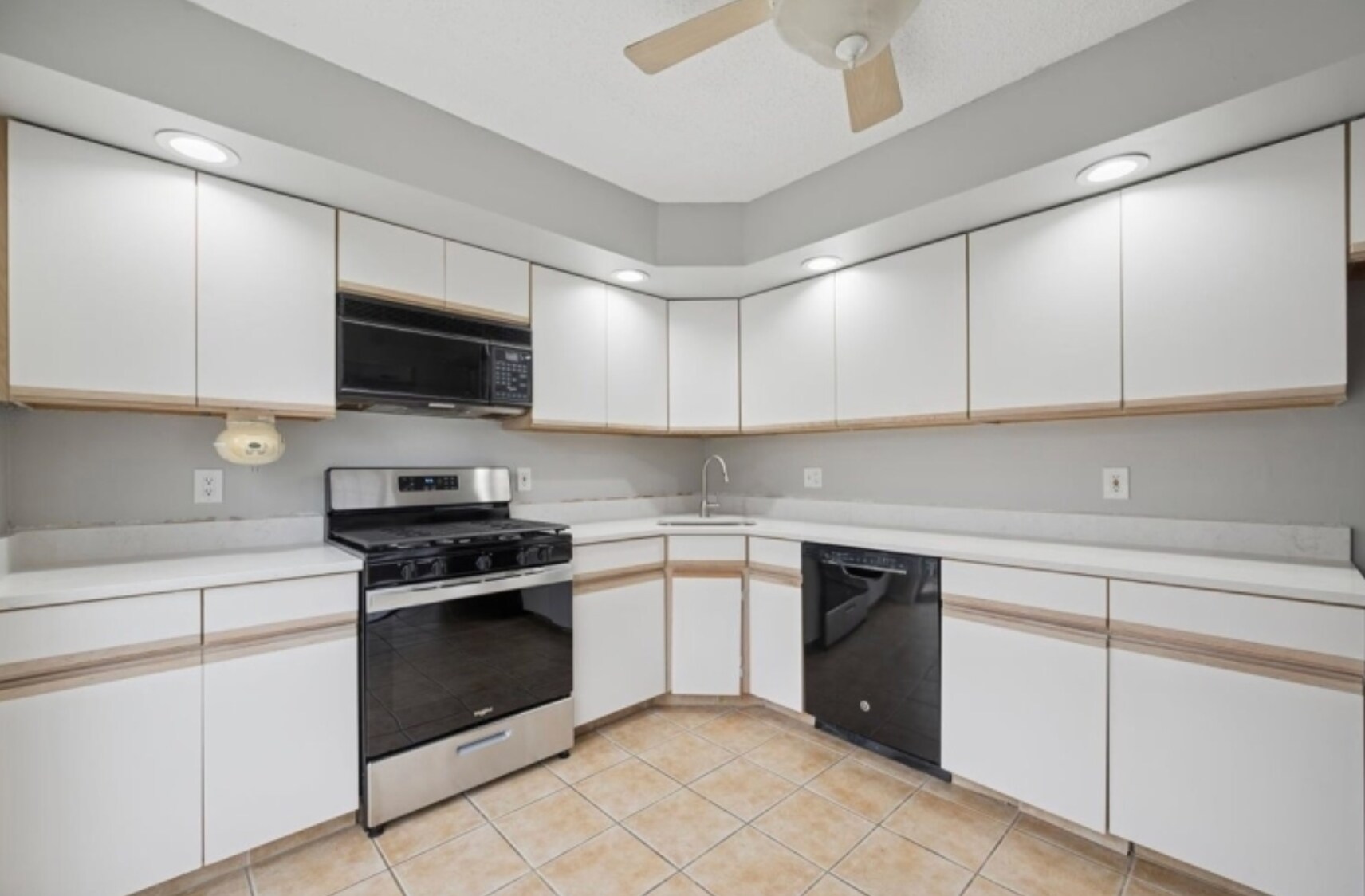 Building Photo - 3607 Riddle Ct