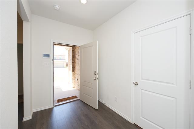 Building Photo - 6225 Bracken Dr