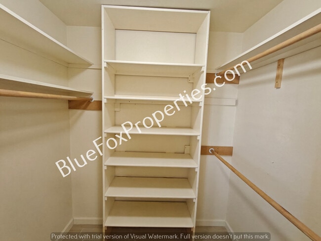 Building Photo - 650 N Richey Blvd