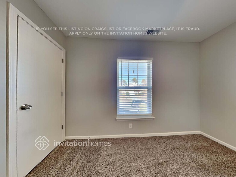 Building Photo - 3926 Damask Drive