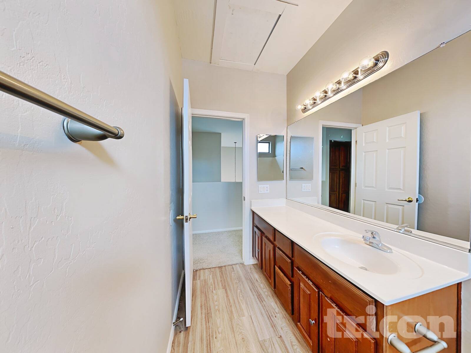 Building Photo - 3227 W White Canyon Rd