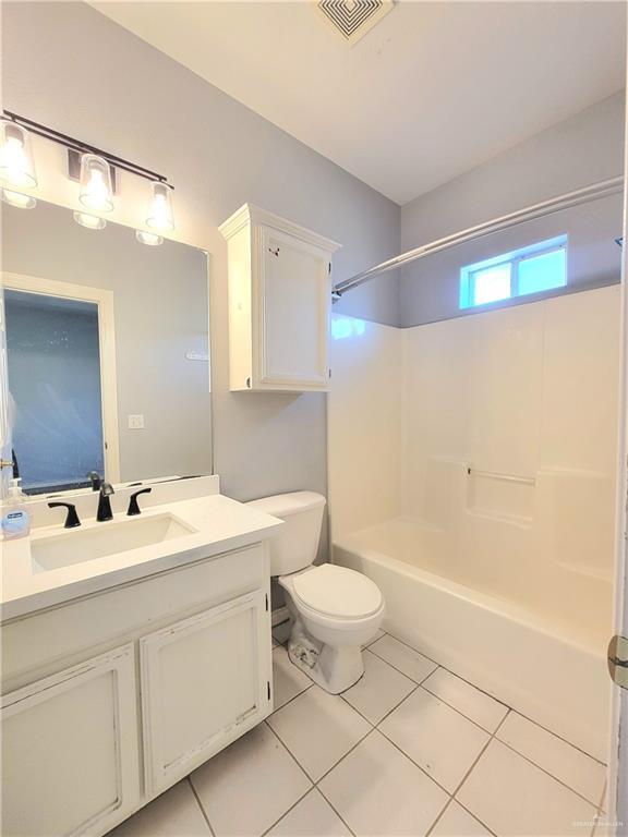 Building Photo - 21 N Opal St