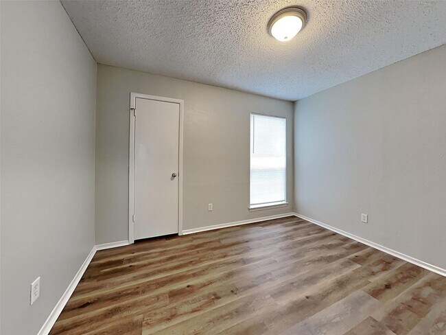 Building Photo - 3 BR/2BA | Renovated Single Family Home | 2-Car Garage | Gated backyard