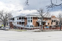Building Photo - 1220 Mapleton Ave