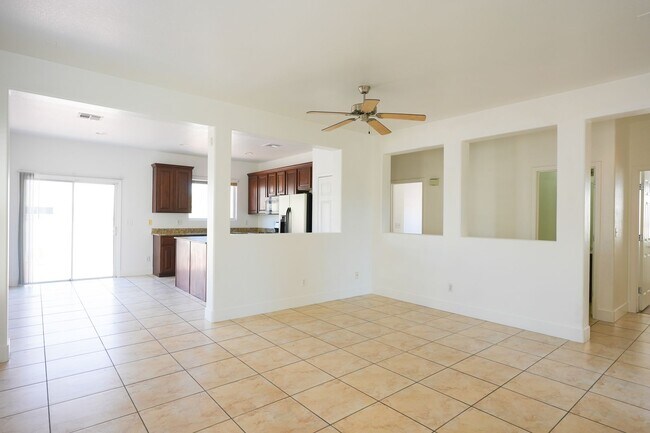 Building Photo - Beautifully Updated Single-Story Home with an Open Floor Plan