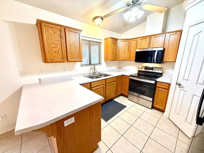 Building Photo - Available Now- Great 3 Bedroom Home in the Ranch at Long Mountain subdivision with Solar!