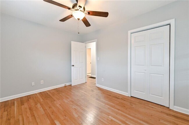 Building Photo - 2454 Drew Valley Rd NE