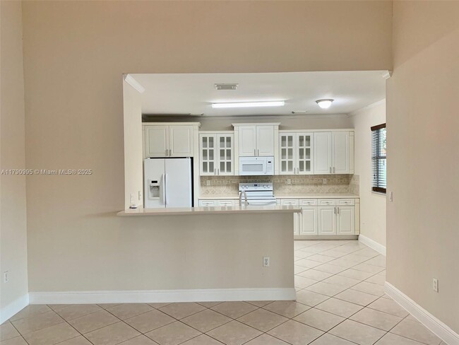 Building Photo - 8219 SW 165th Ct