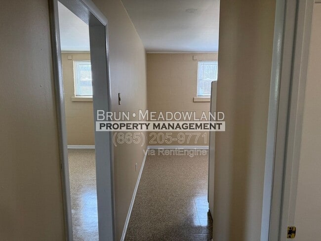 Building Photo - 5200 John Hall Rd