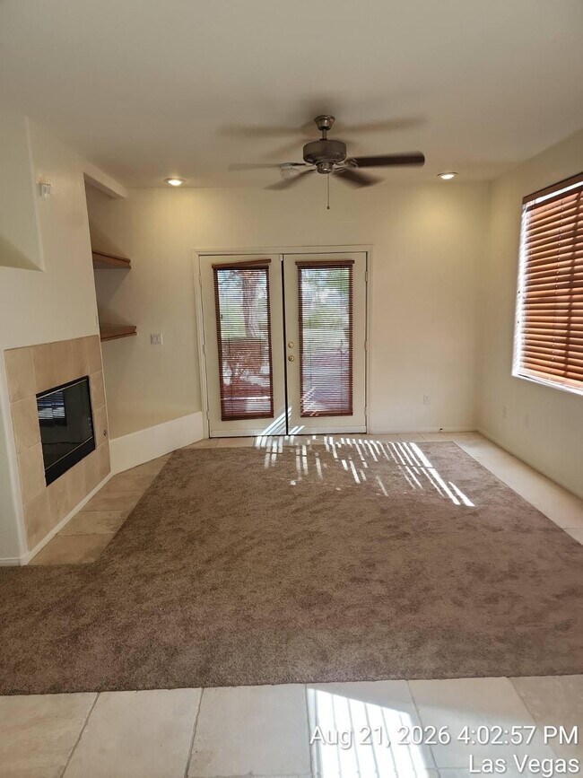 Building Photo - 664 Peachy Canyon Cir