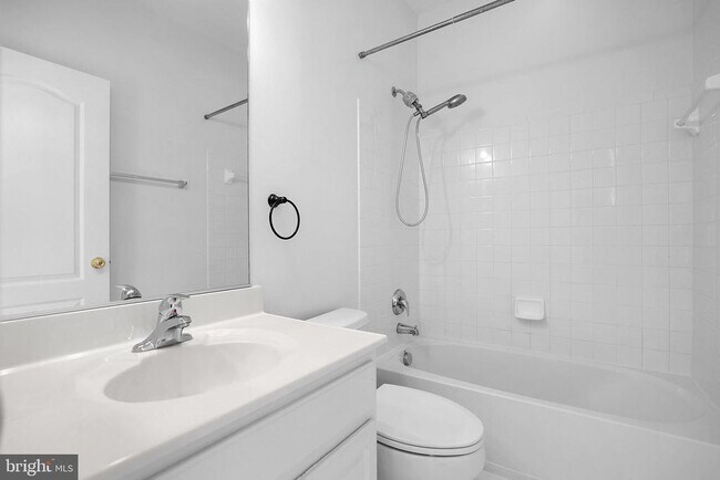 Building Photo - 12806 Murphy Grove Terrace