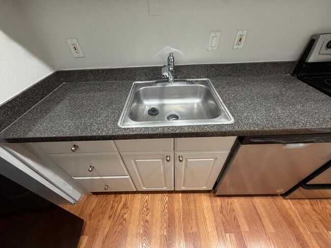 Building Photo - 4307 E Michigan St