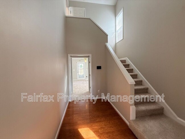 Building Photo - 2508 Lilymount Dr