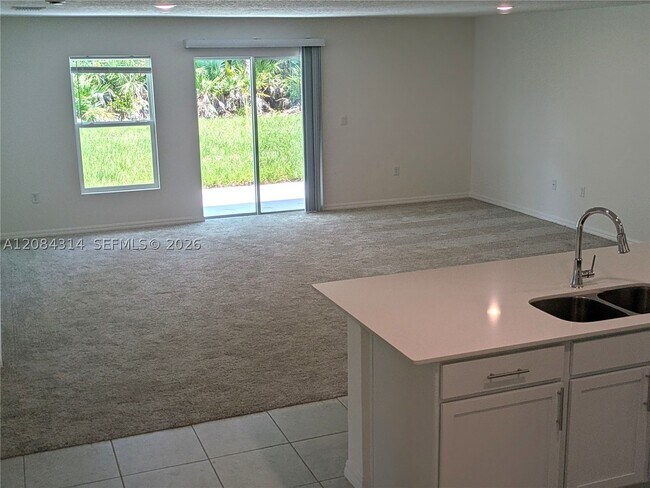 Building Photo - 1329 Biarritz St NW