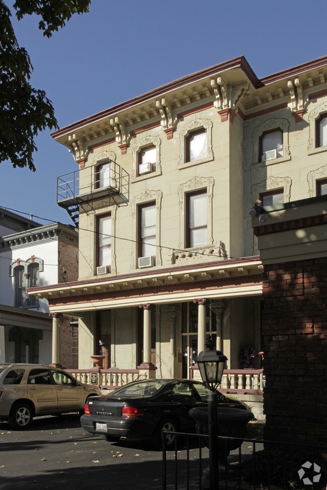Building Photo - 1128 S. 3rd