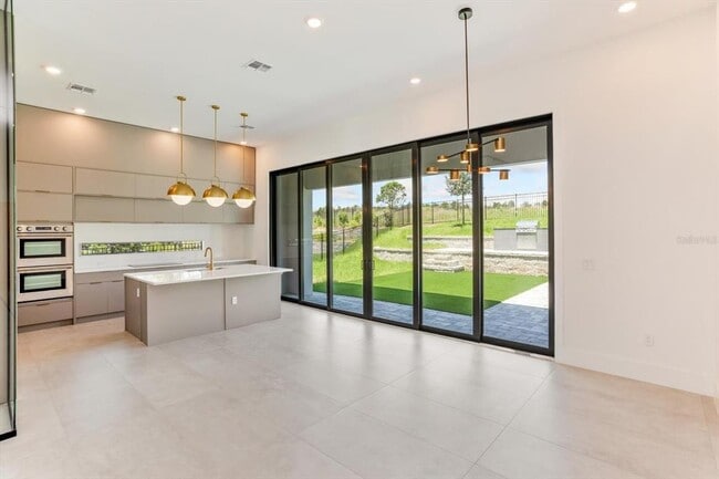 Building Photo - 16825 Bolsena Dr