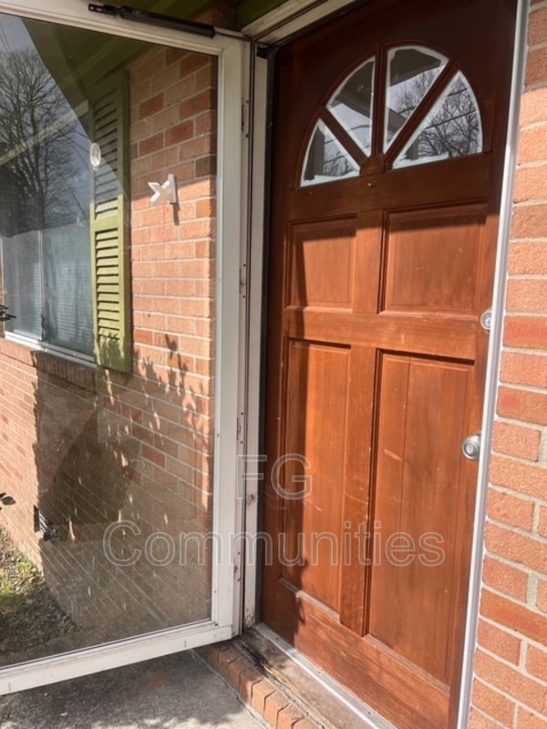 Building Photo - 5212 Lewis Rd