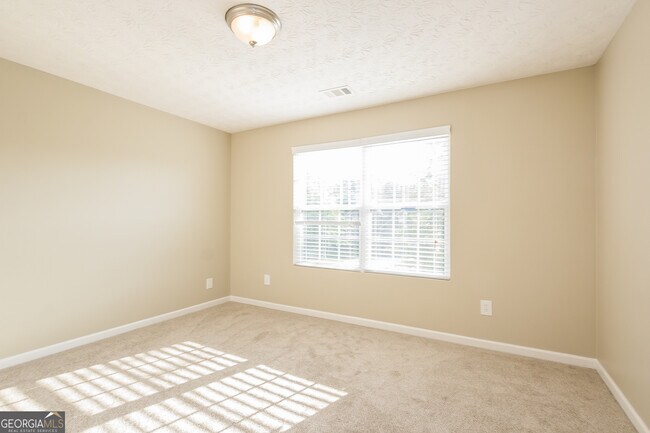 Building Photo - 7287 Walton Hl